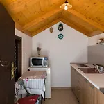 Mini Petra - Purple & With Kitchen And Garden Apartman Dubrovnik