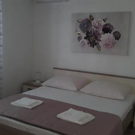Mini Petra - Purple & With Kitchen And Garden 公寓 杜布罗夫尼克