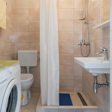 Mini Petra - Purple & With Kitchen And Garden Appartement