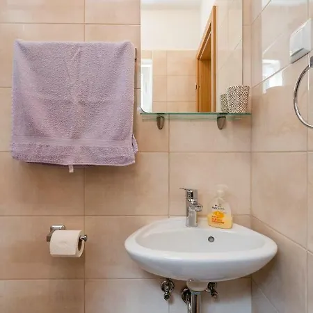 Mini Petra - Purple & With Kitchen And Garden Appartement *