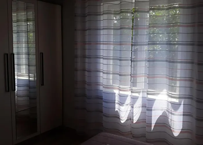 Mini Petra - Purple & With Kitchen And Garden アパート ドゥブロブニク