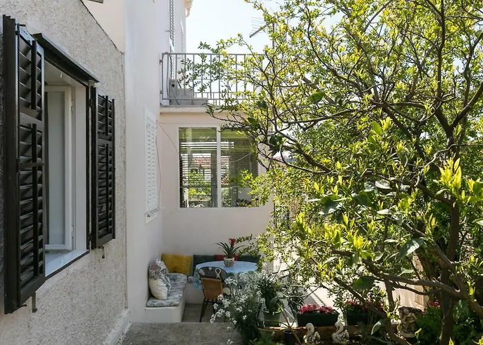 Apartmán Mini Petra - Purple & With Kitchen And Garden Dubrovník