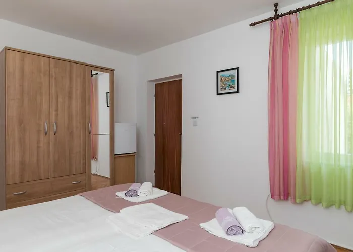 Apartmán Mini Petra - Purple & With Kitchen And Garden Dubrovník
