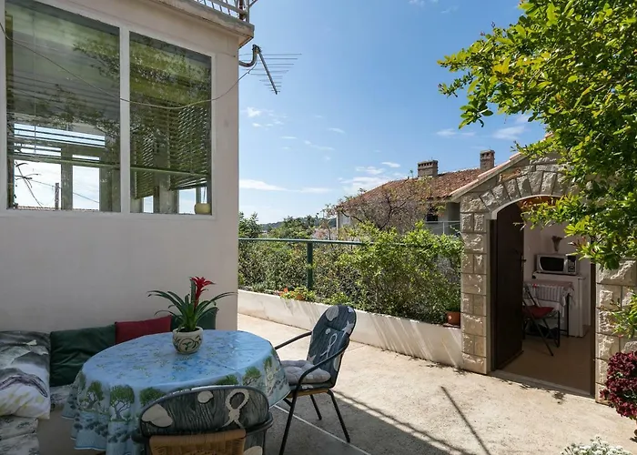 Mini Petra - Purple & With Kitchen And Garden Apartmán Dubrovník