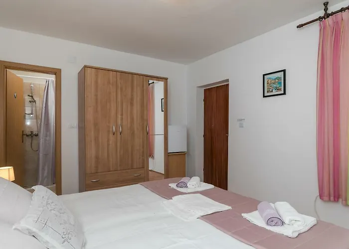 Mini Petra - Purple & With Kitchen And Garden * Dubrovník