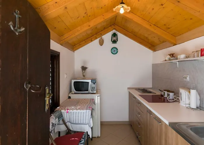 Mini Petra - Purple & With Kitchen And Garden Apartmán Dubrovník