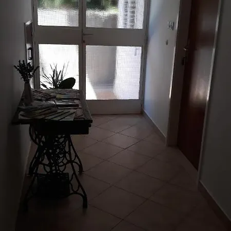 Appartamento Mini Petra - Purple & With Kitchen And Garden Ragusa