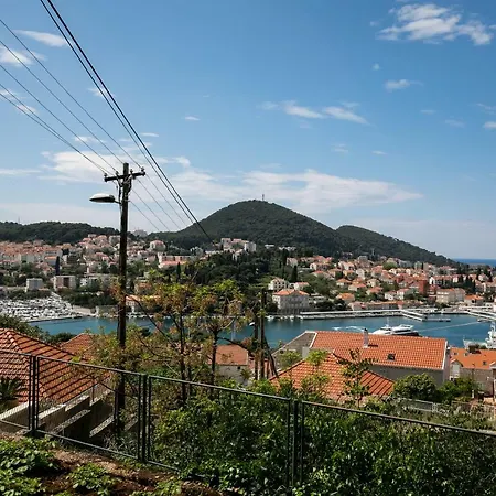 Mini Petra - Purple & With Kitchen And Garden アパート *