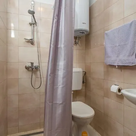 Appartamento Mini Petra - Purple & With Kitchen And Garden Ragusa